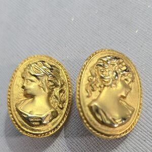 Vintage Gold Cameo Earrings